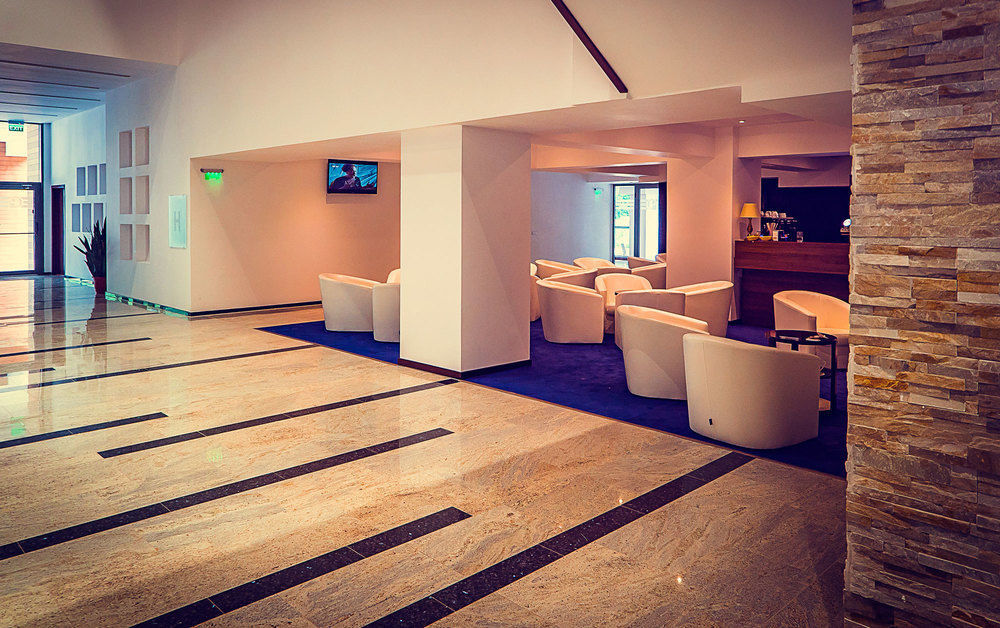 Perla Hotel Slănic-Moldova Eksteriør bilde